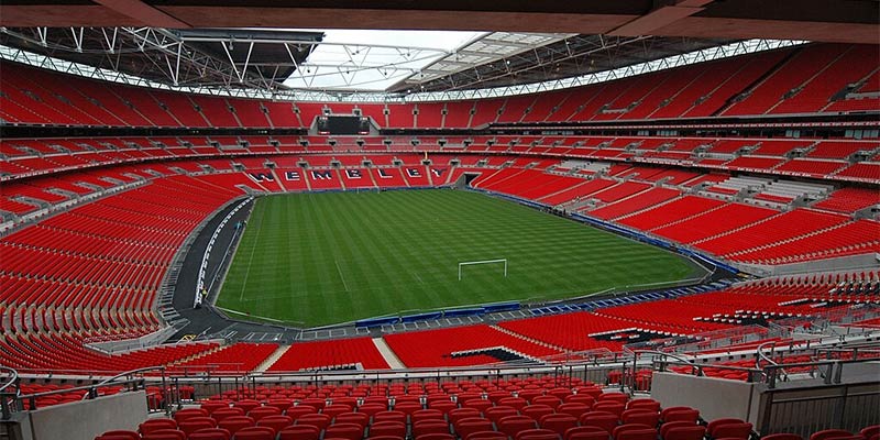 Chung kết Cúp C1 diễn ra tại SVĐ Wembley nước Anh