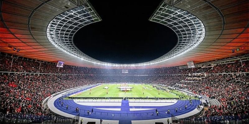Địa điểm diễn ra khai mạc là sân Munich Football Arena